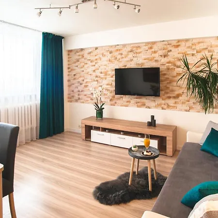 Panorama Apartment *
